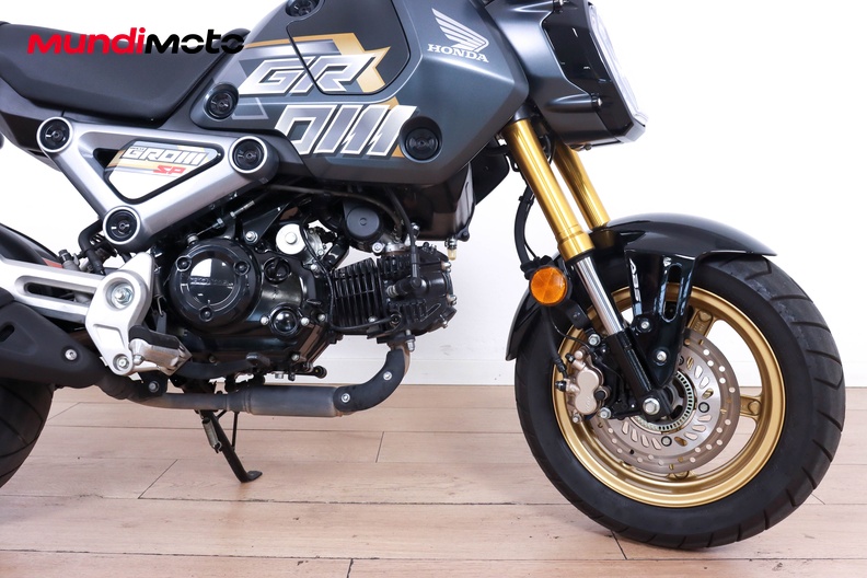 Motorbike image 13