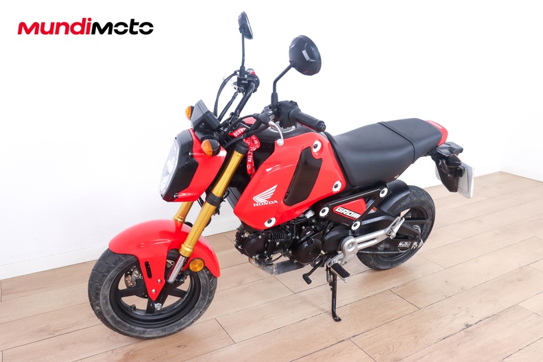Motorbike image 7