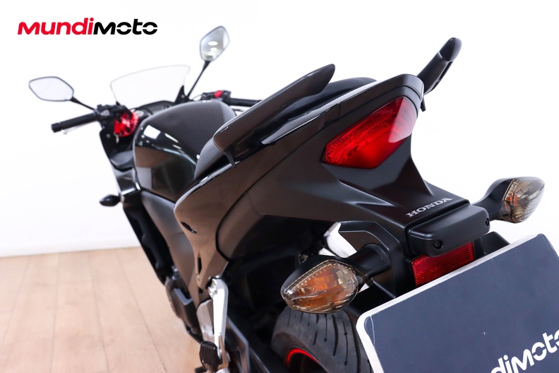 Motorbike image 9