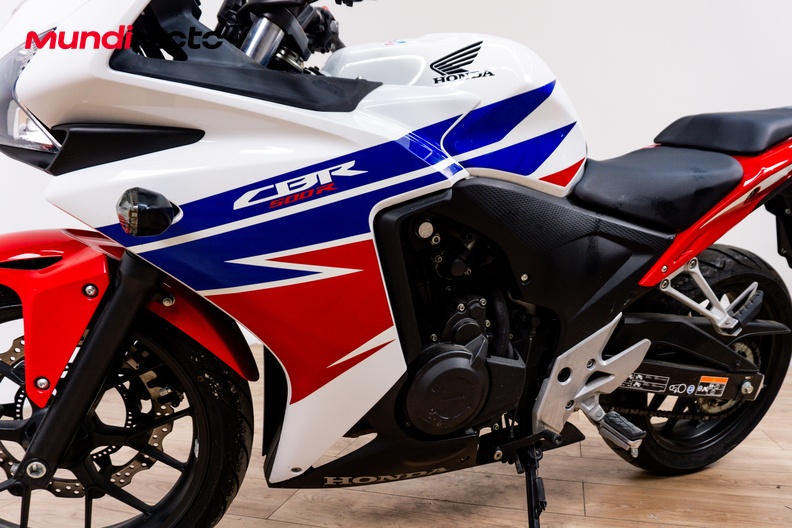 Motorbike image 9
