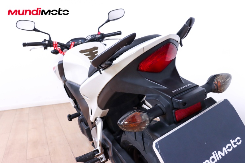 Motorbike image 9