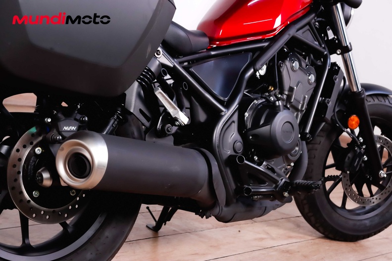 Motorbike image 3