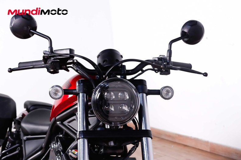 Motorbike image 4