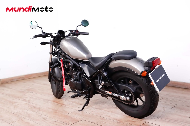 Motorbike image 6