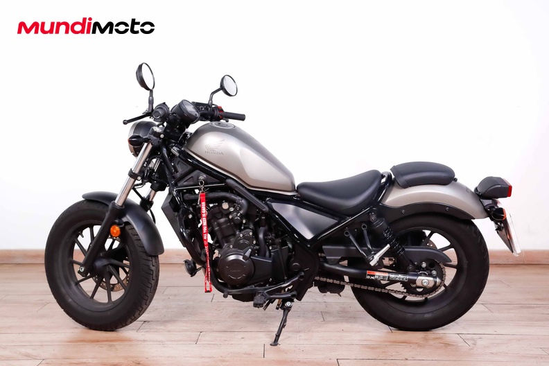 Motorbike image 5