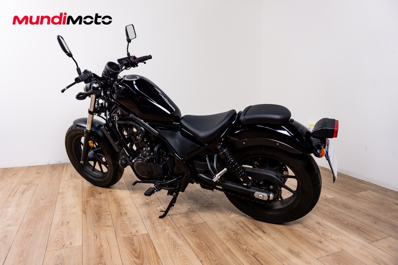 Motorbike image 7