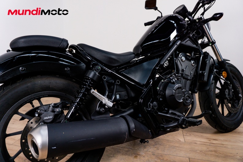 Motorbike image 3