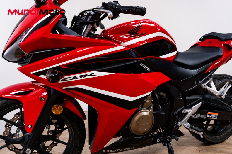 Motorbike image 9
