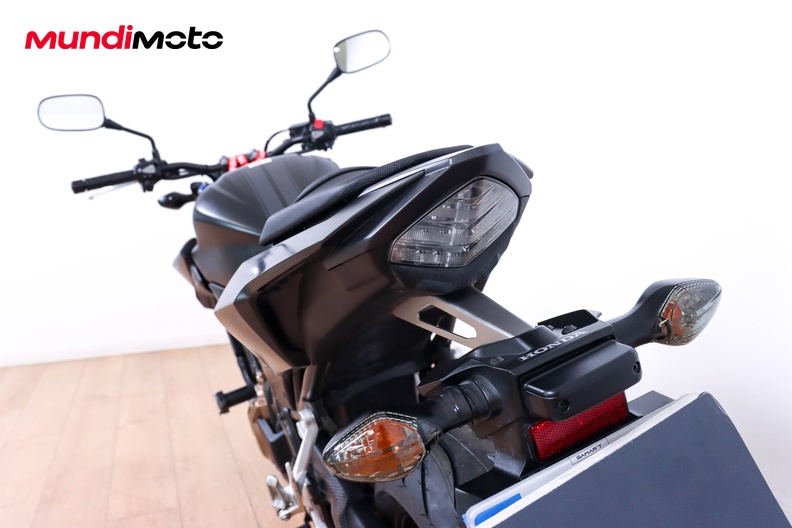 Motorbike image 9