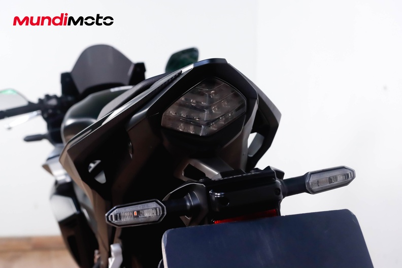 Motorbike image 9