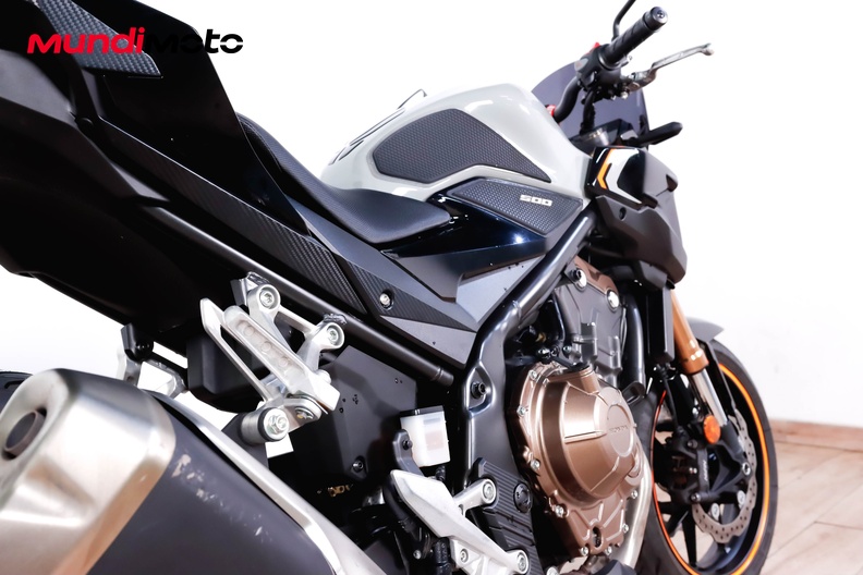 Motorbike image 3