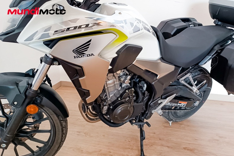Motorbike image 9