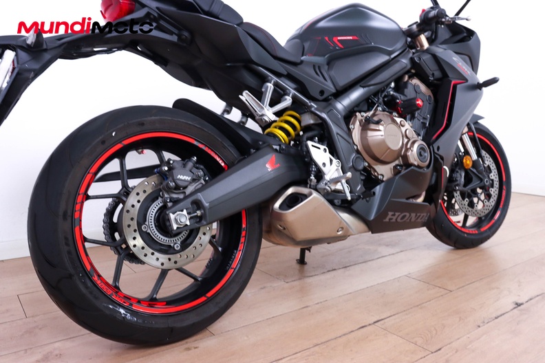 Motorbike image 3