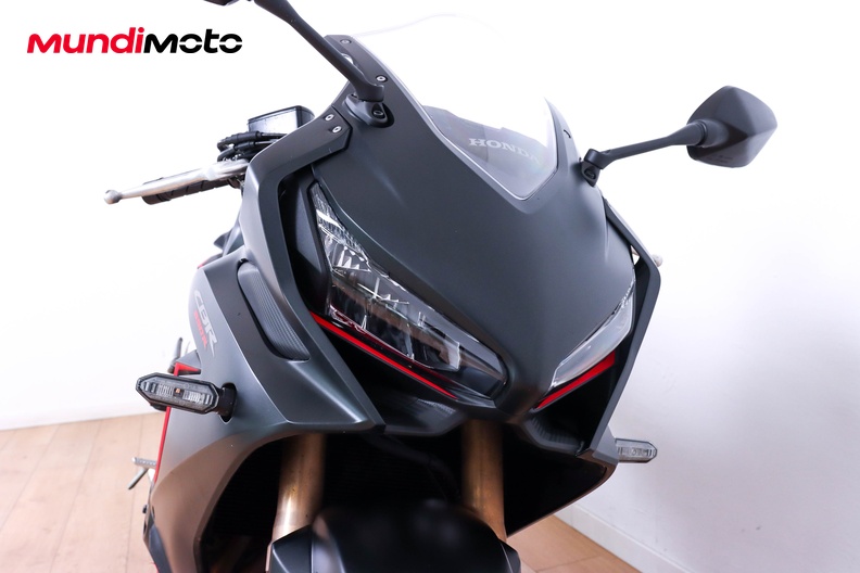 Motorbike image 4