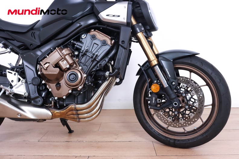 Motorbike image 13