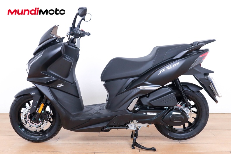 Motorbike image 5