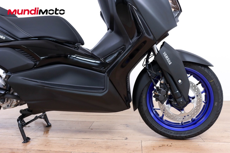 Motorbike image 4