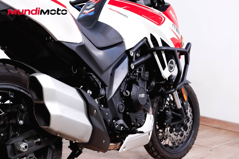 Motorbike image 3