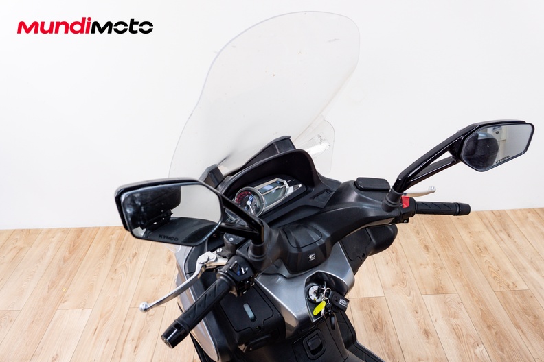 Motorbike image 10