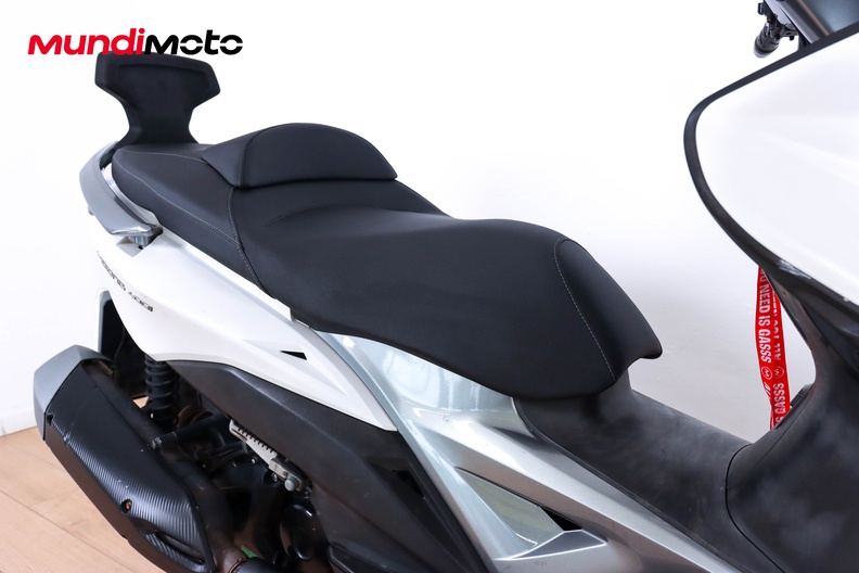 Motorbike image 12