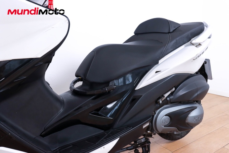 Motorbike image 8