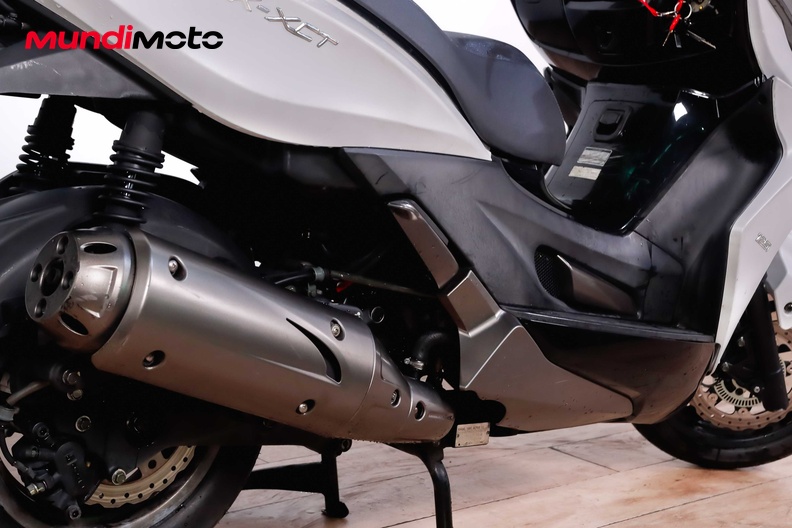 Motorbike image 3