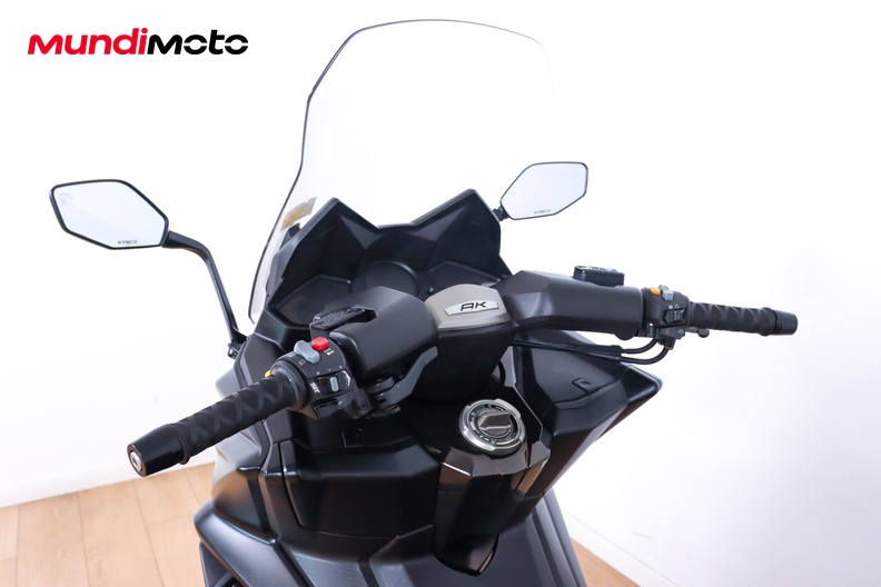 Motorbike image 10