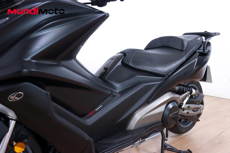 Motorbike image 8