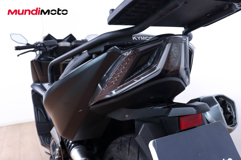 Motorbike image 9