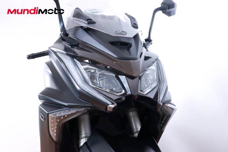 Motorbike image 4