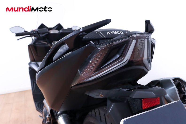 Motorbike image 9