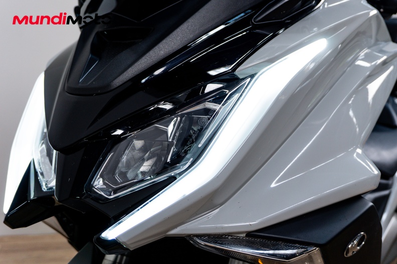 Motorbike image 12