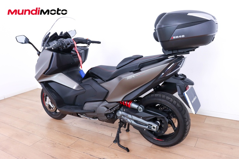 Motorbike image 6