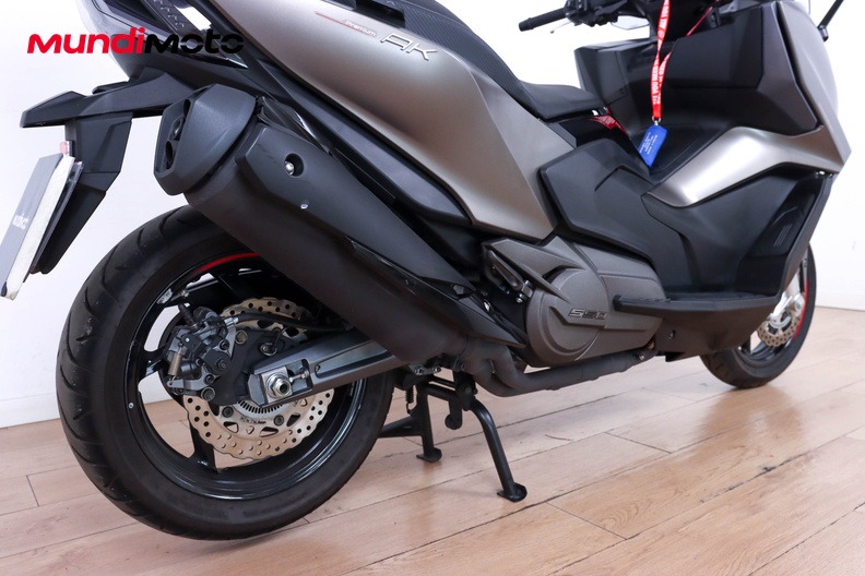 Motorbike image 3