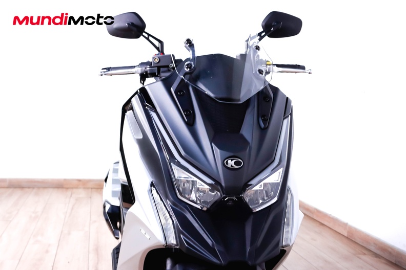 Motorbike image 4