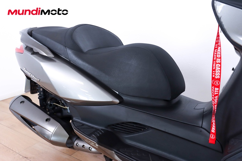Motorbike image 13