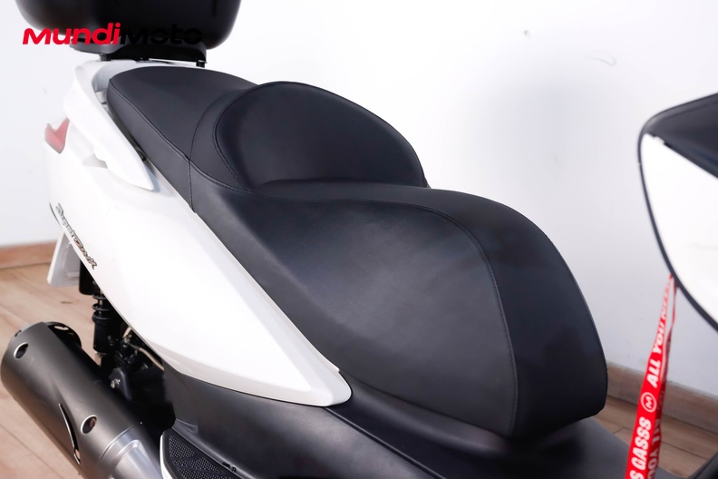 Motorbike image 12
