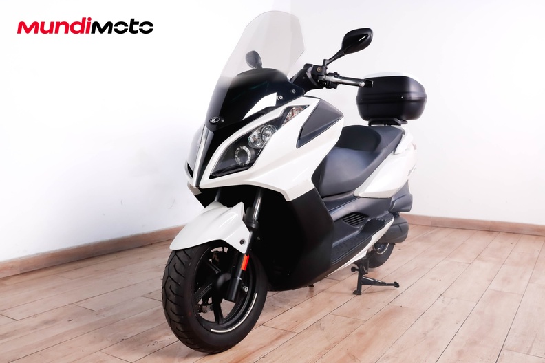 Motorbike image 7