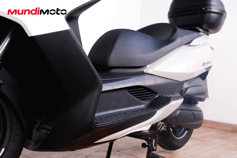 Motorbike image 8