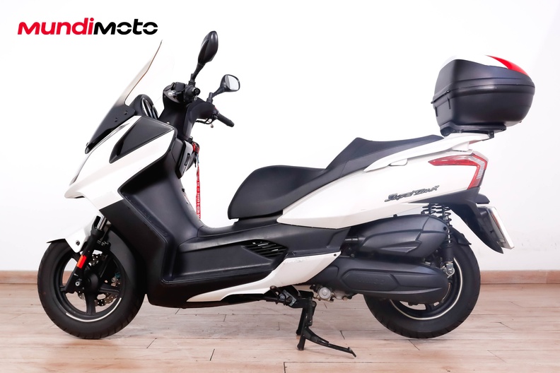 Motorbike image 5