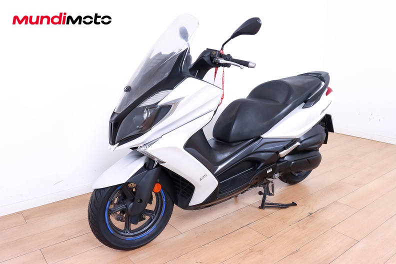 Motorbike image 7