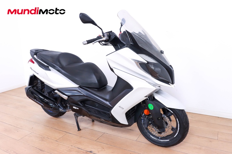 Motorbike image 1