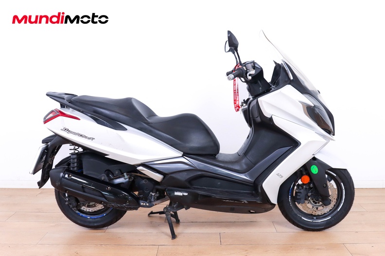 Motorbike image 0