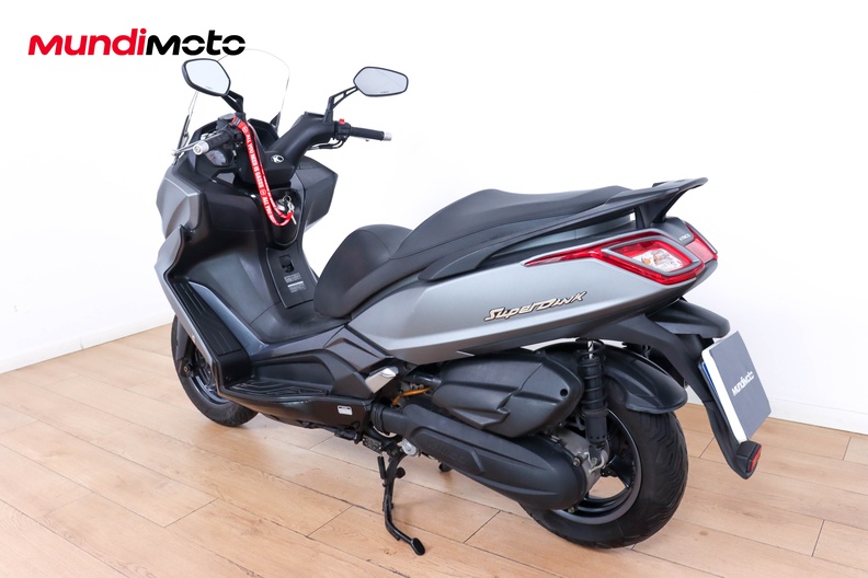 Motorbike image 6