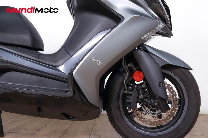 Motorbike image 13