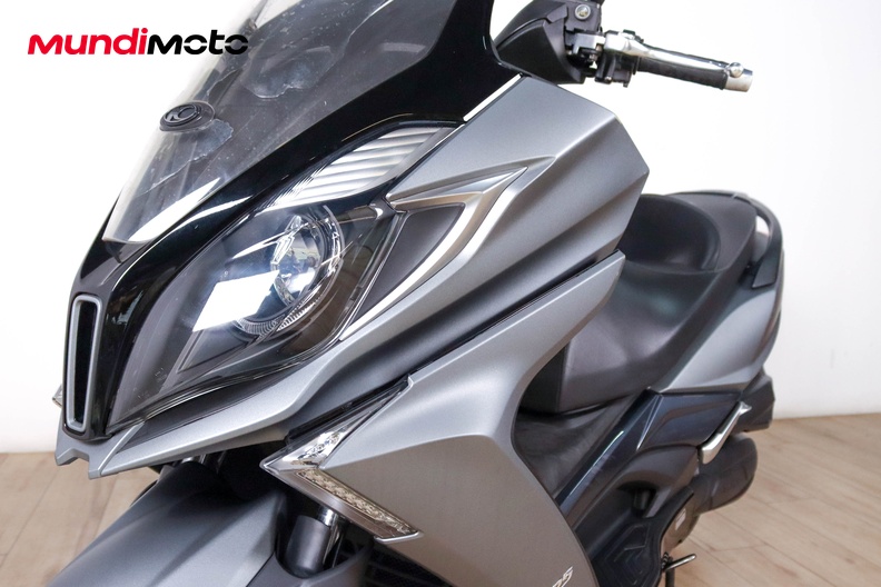 Motorbike image 8