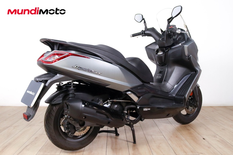 Motorbike image 2