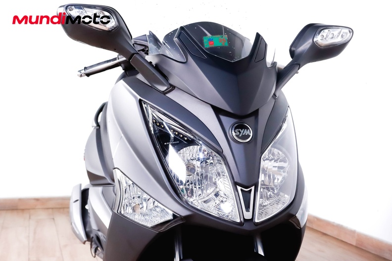 Motorbike image 4