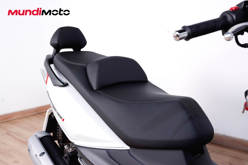 Motorbike image 12
