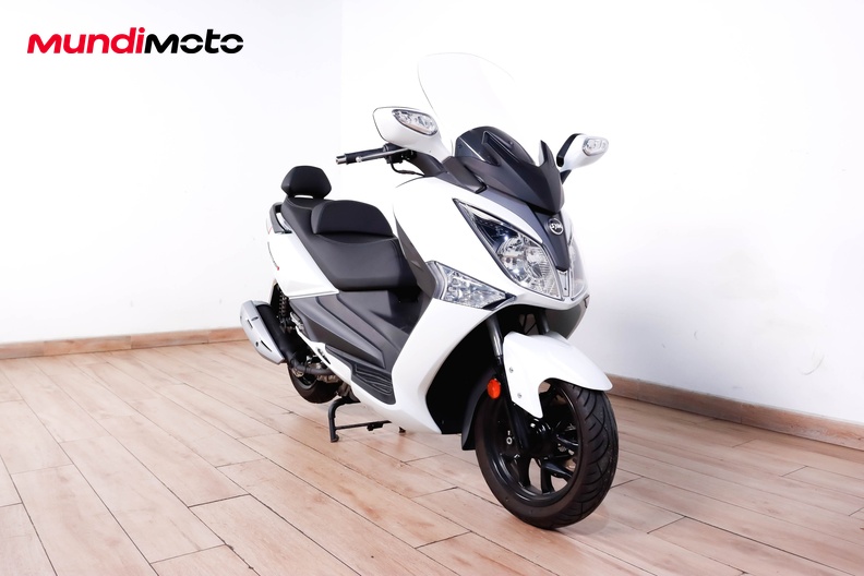 Motorbike image 1